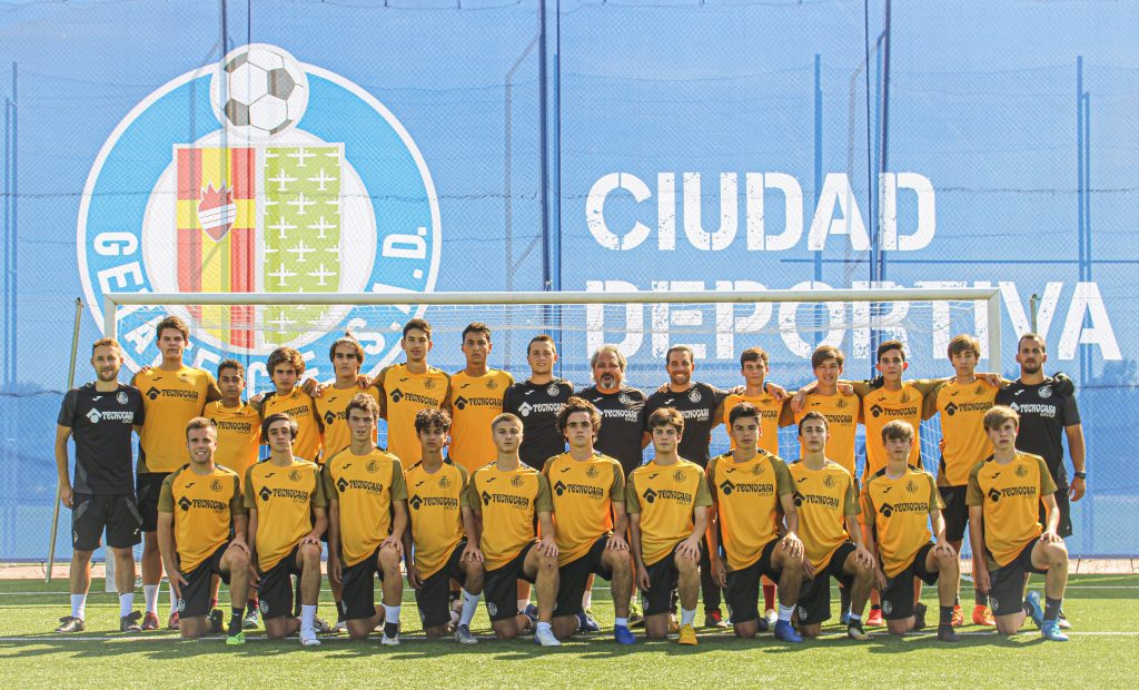 Spain Soccer Camp SPAIN SOCCER CAMP KMGestion Sport